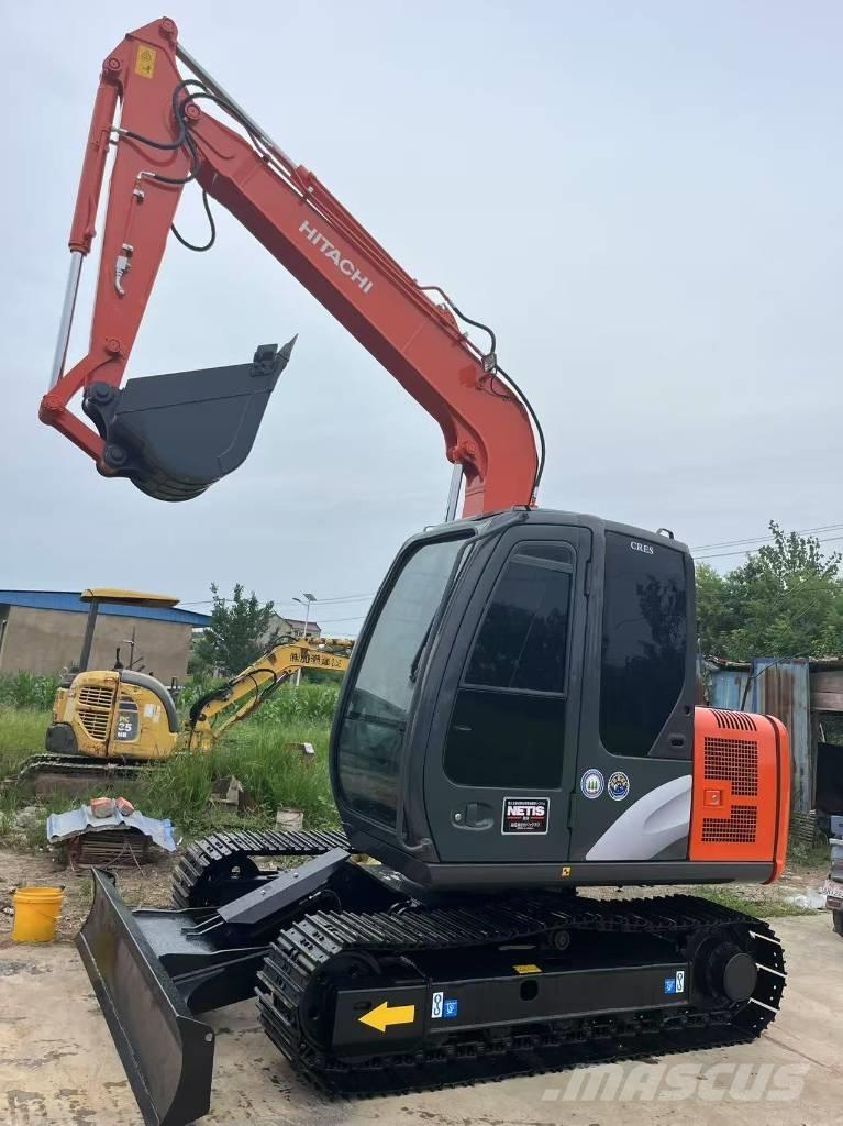 Hitachi ZX 70 Pásová rýpadla