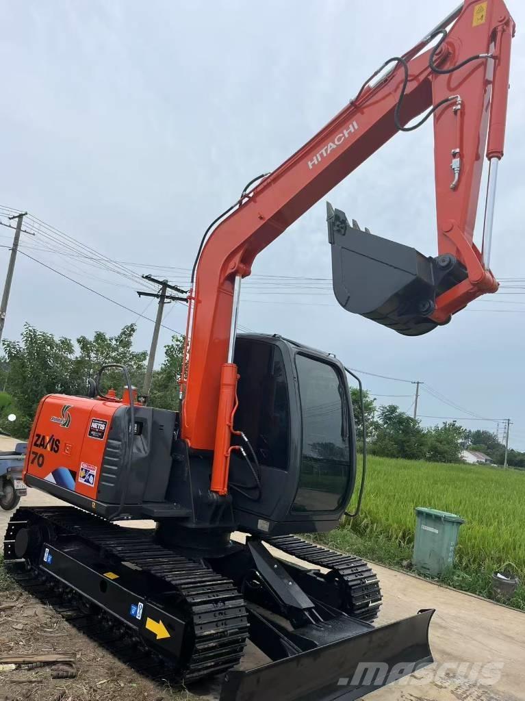Hitachi ZX 70 Pásová rýpadla