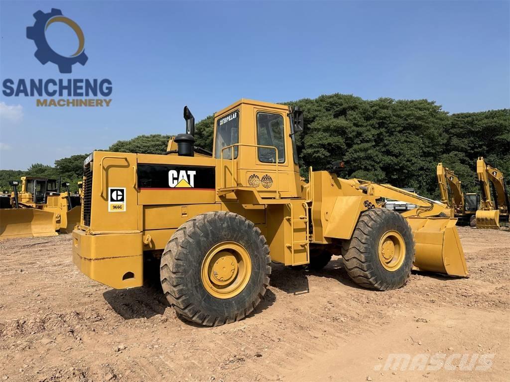 CAT 966 C Kolové nakladače