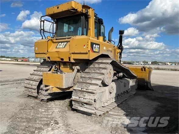 CAT D6T XW Pásové dozery