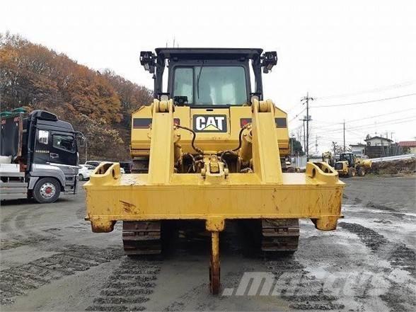 CAT D8T Pásové dozery