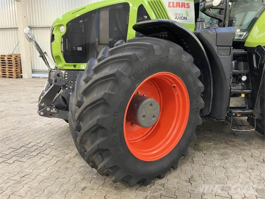 CLAAS Axion 950 Traktory