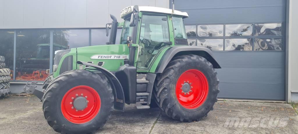 Fendt 718 Vario TMS Traktory