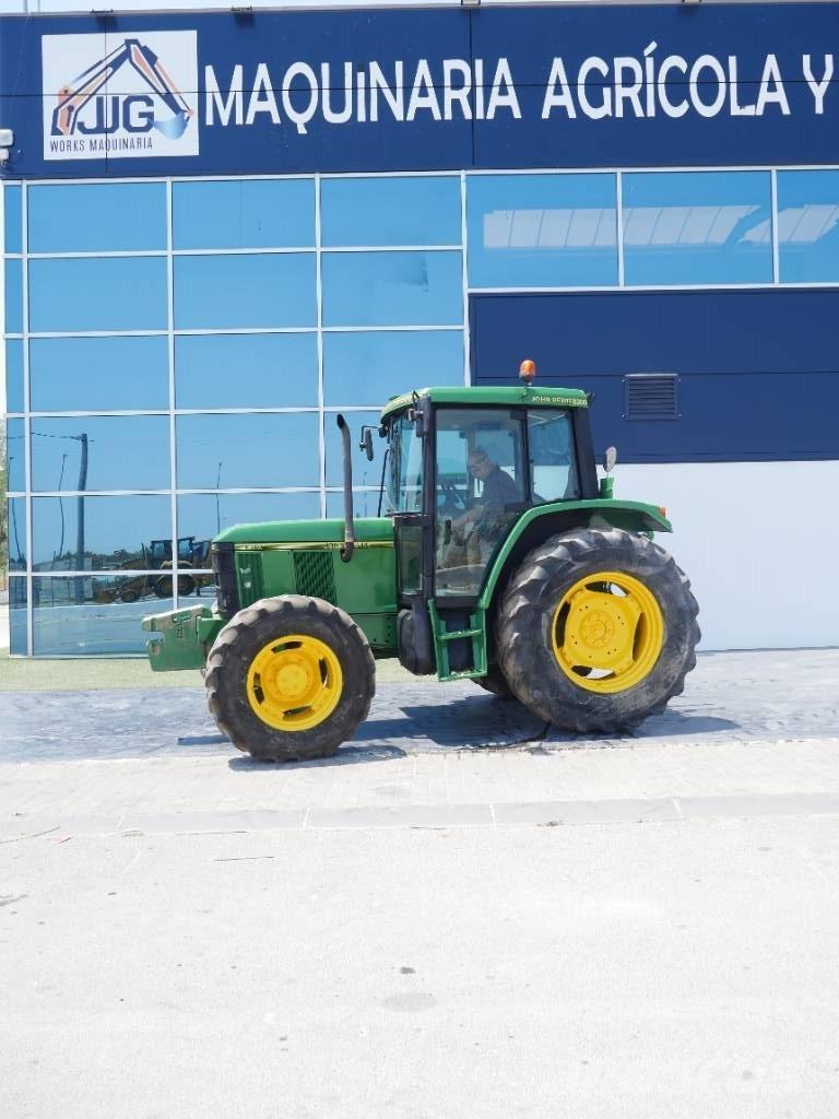 John Deere 6300 Traktory