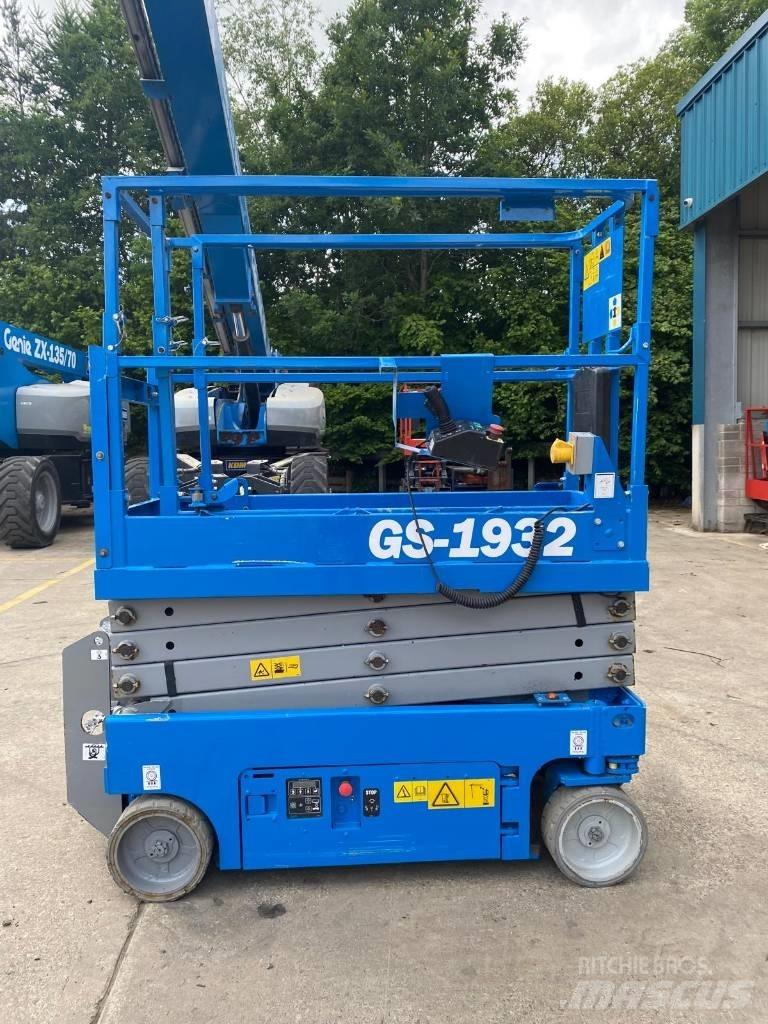 Genie GS 1932 Nůžková zvedací plošina