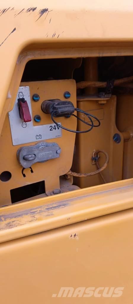 CAT 730 C2 Kloubové dempry