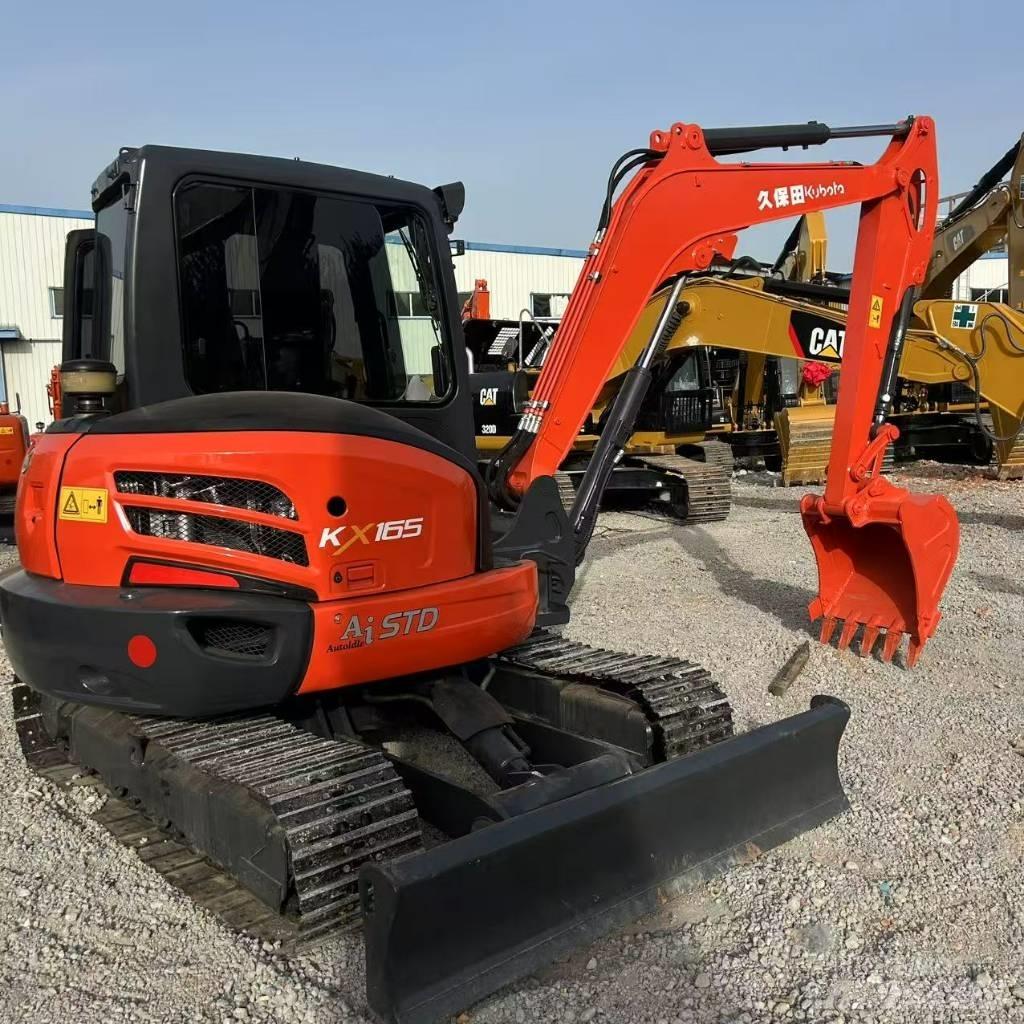 Kubota 165-5 Pásová rýpadla