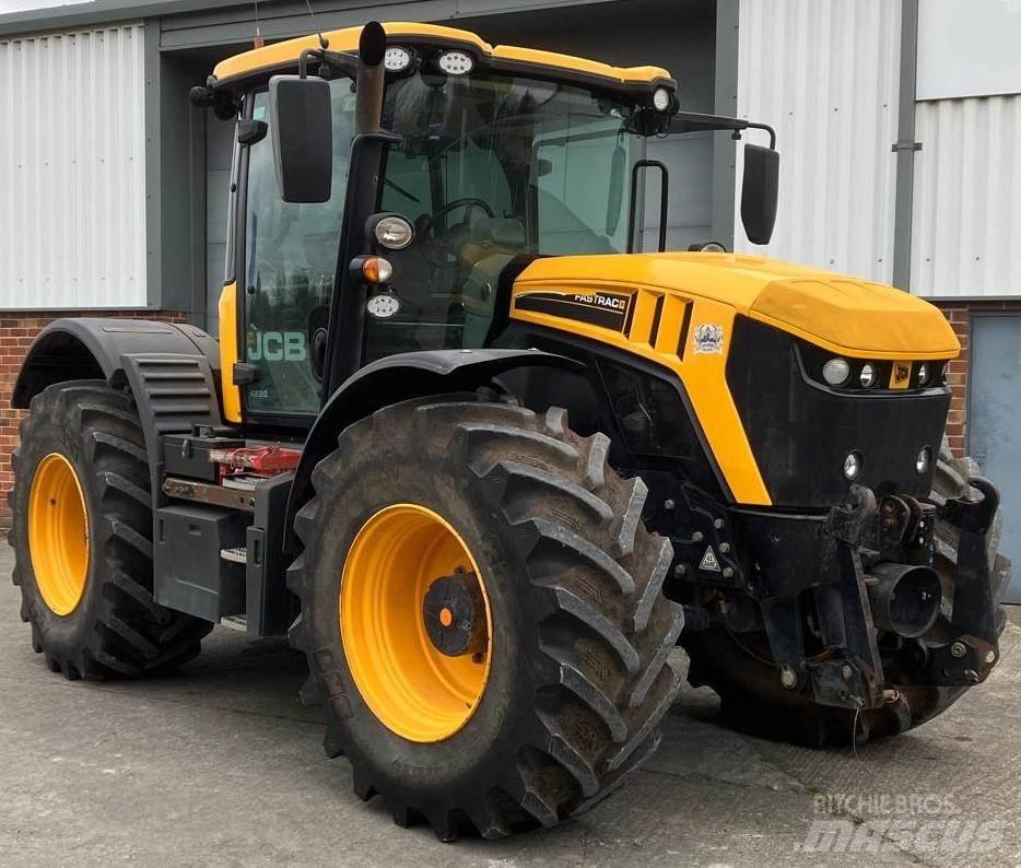 JCB 4220 Fastrac Traktory