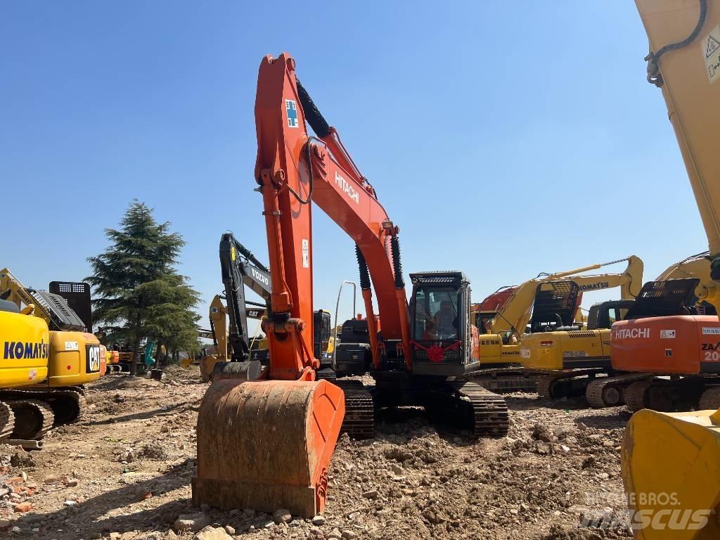 Hitachi ZX 240-3 Pásová rýpadla