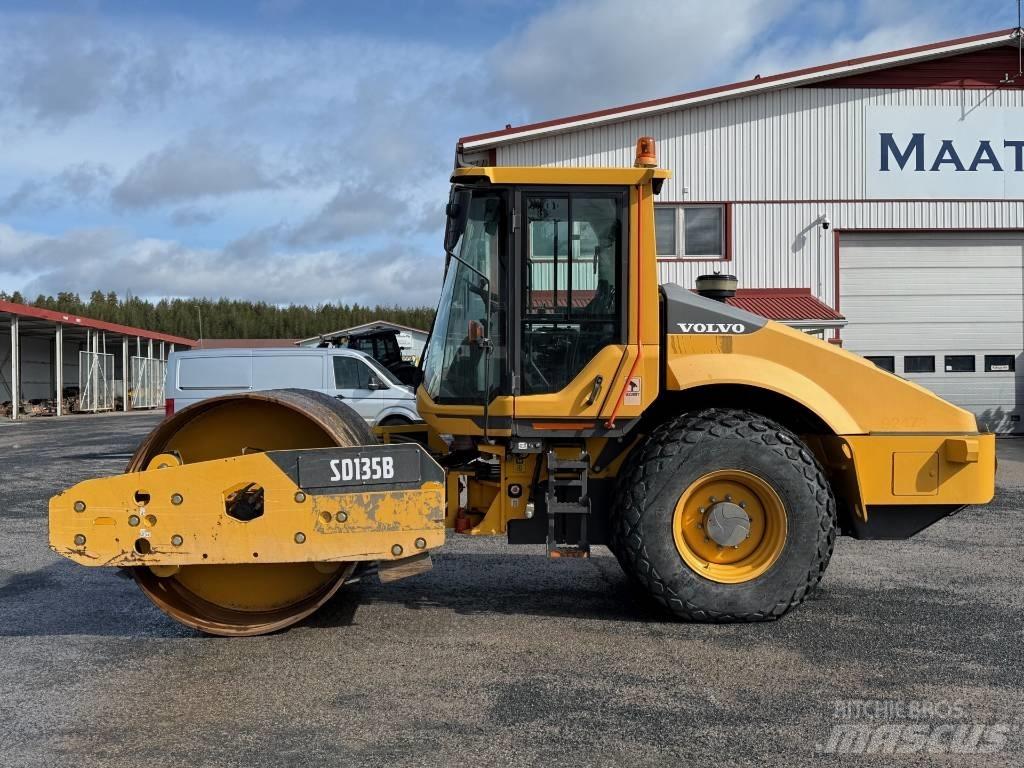 Volvo SD 135 B Tahačové válce