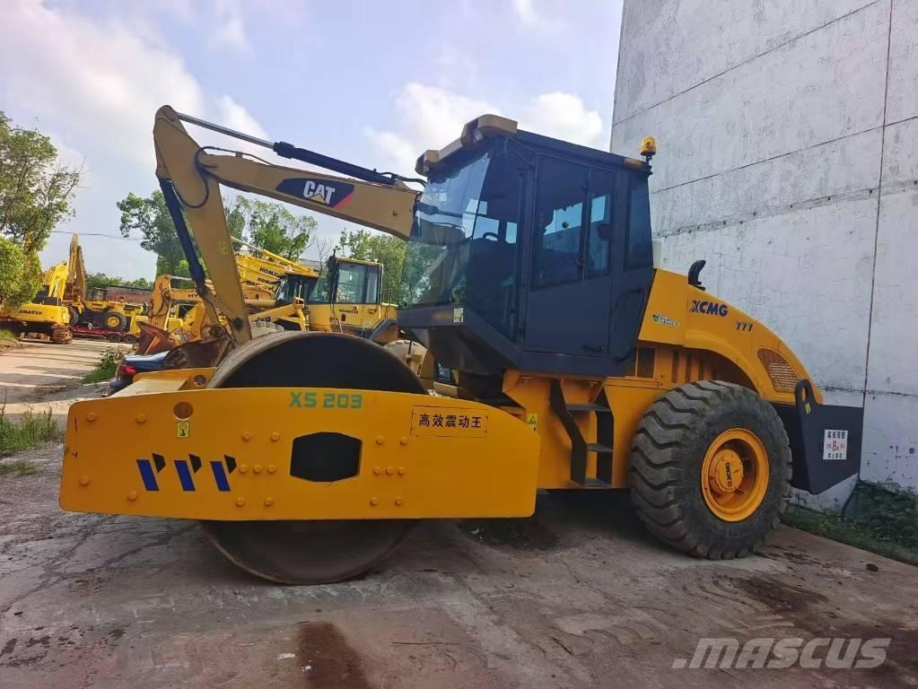 XCMG XS 202 J Kolové nakladače