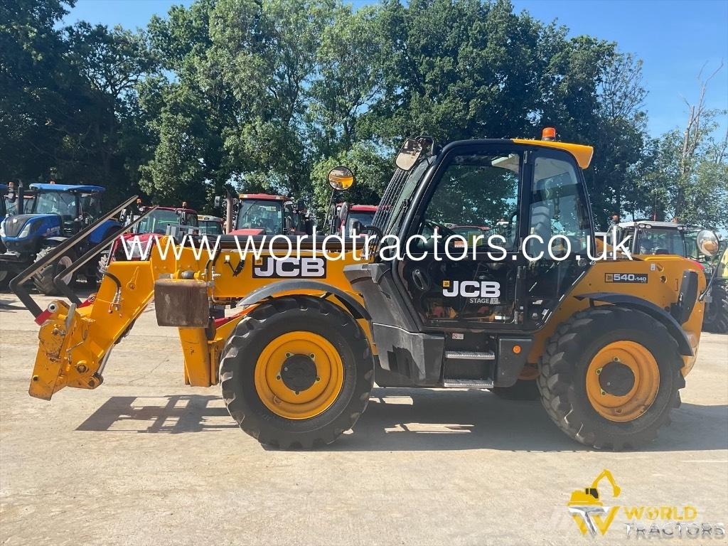 JCB 540-140 Teleskopické manipulátory