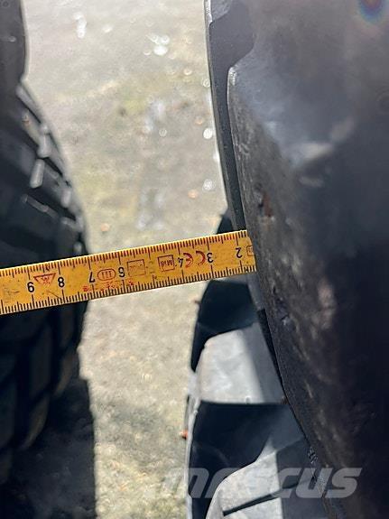  540/65R30 Další silniční a sněhové stroje