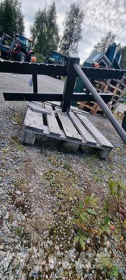  Ålø Lis na válcové balíky