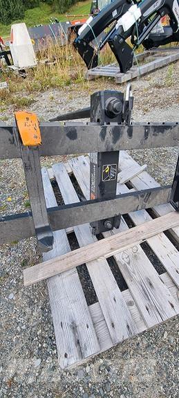  Ålø Lis na válcové balíky