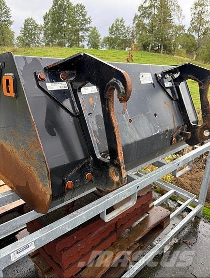  Ålø Quicke GS+ 140 Přívěsy pro různé účely