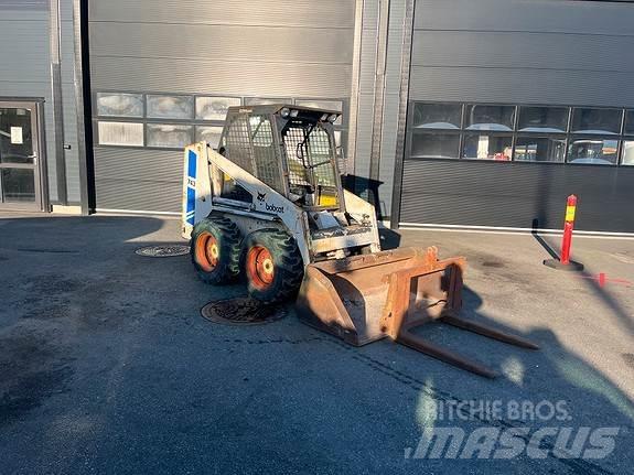 Bobcat 743 Smykem řízené nakladače