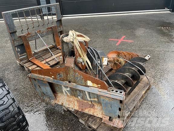 Bobcat 773 Smykem řízené nakladače