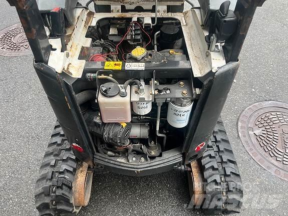 Bobcat E10 Mini rýpadla < 7t