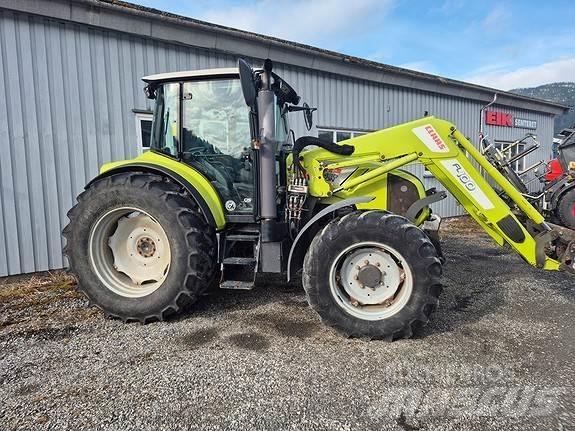CLAAS 8690 Traktory