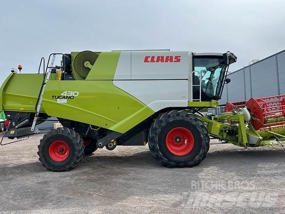 CLAAS Tucano 430 Sklízecí mlátičky