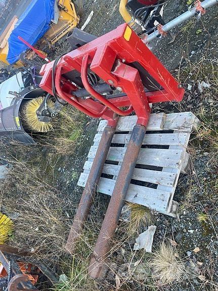 Dalen 1590 2007 Lis na válcové balíky