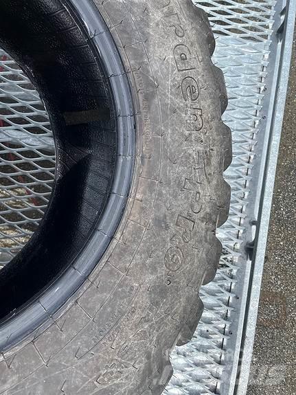  Dekk Garden pro Pneumatiky, kola a ráfky