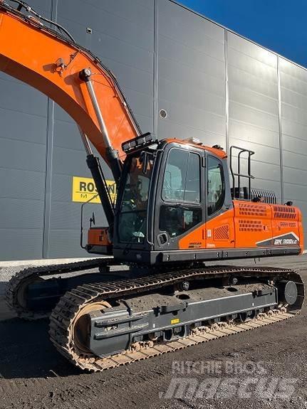 Doosan DX 300 LC-7 Pásová rýpadla
