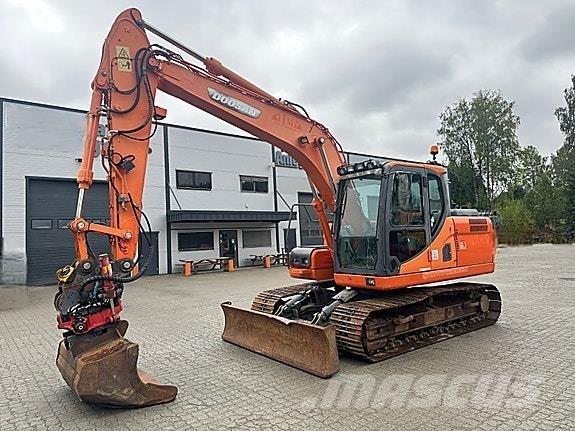 Doosan DX140LC Pásová rýpadla