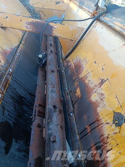 Epoke TKE12-275 Sypače písku a soli