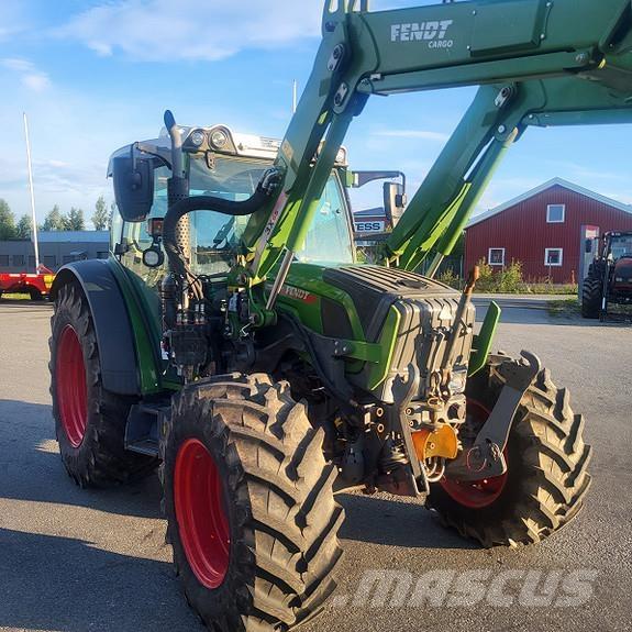 Fendt 211 Vario Traktory