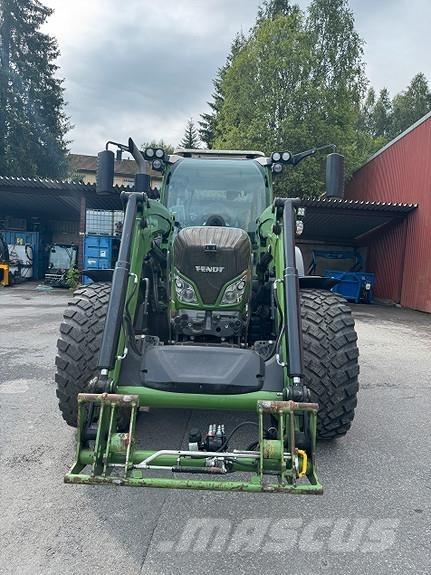 Fendt 516 Traktory