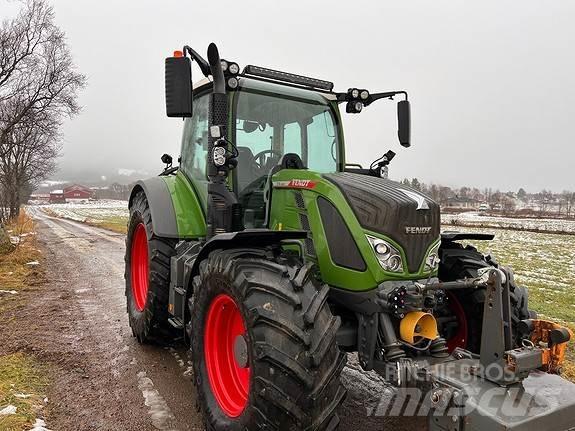 Fendt 516 profi + Traktory