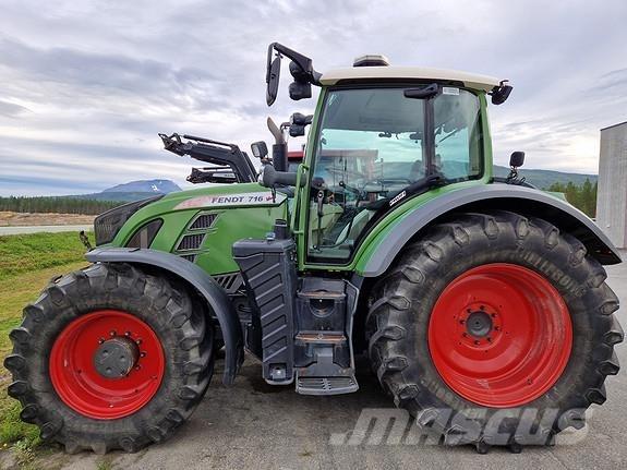 Fendt 716 S4 Profi Traktory