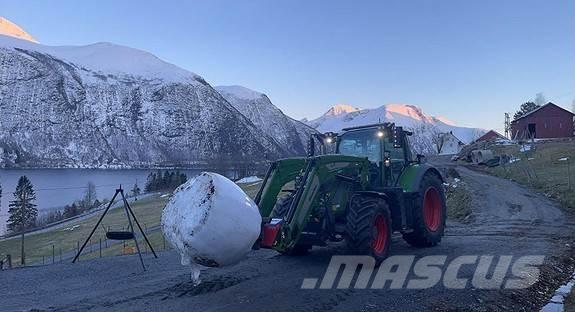 Fendt 724 Traktory