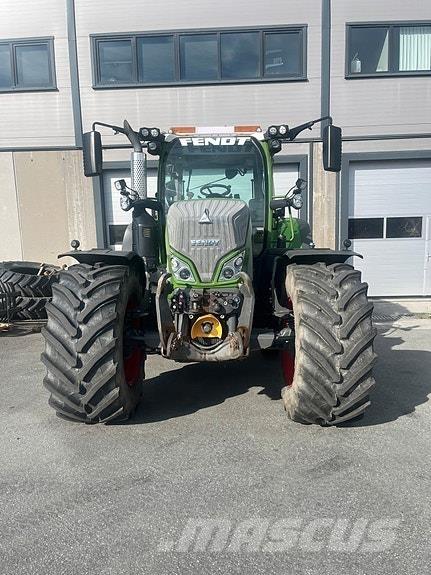 Fendt 724 Gen 6 Traktory