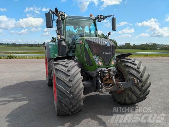 Fendt 724 S4 Vario Traktory