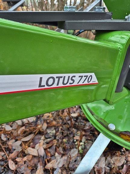 Fendt 770 Lotus Řádkovače