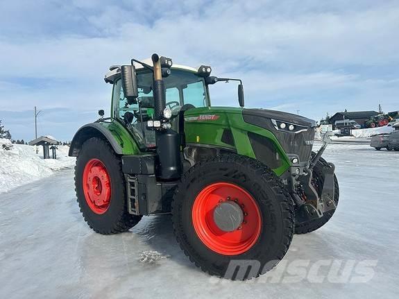 Fendt 942 VARIO Traktory