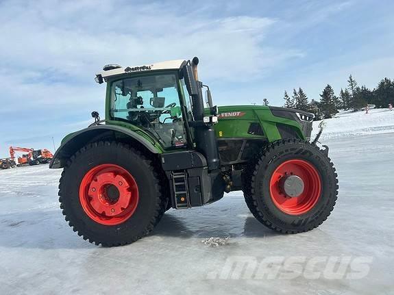 Fendt 942 VARIO Traktory