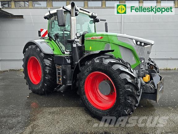 Fendt 942 VARIO Traktory