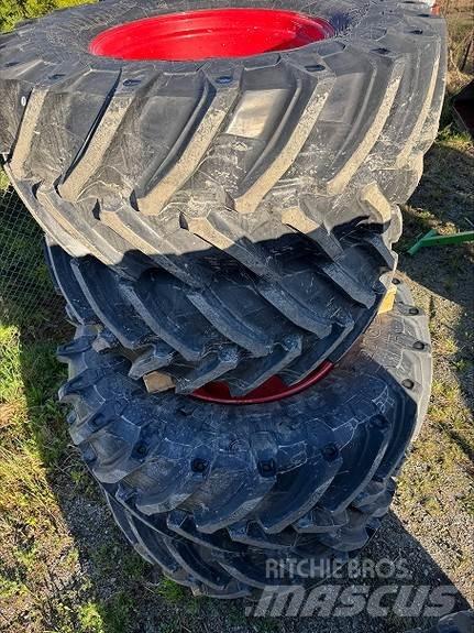 Fendt Hjulsett Pneumatiky, kola a ráfky