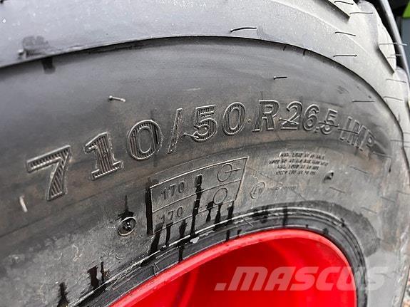 Fendt Rotana 130F Lis na válcové balíky