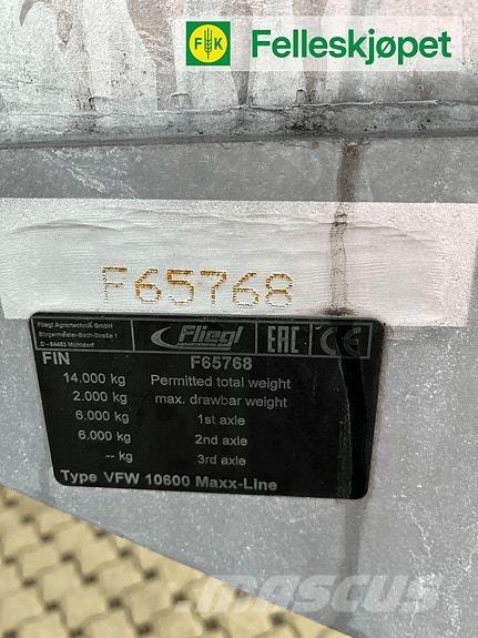 Fliegl VFW 10600 Rozmetadlo minerálních hnojiv