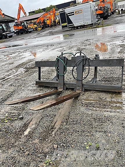 Gjerstad  Další silniční a sněhové stroje