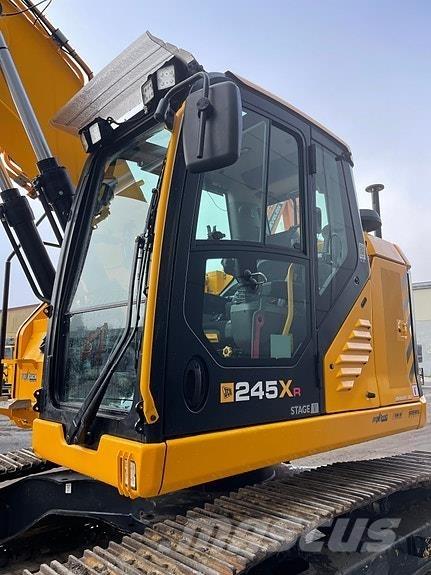 JCB 245XRL SV Pásová rýpadla