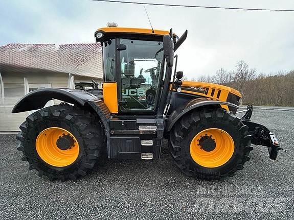 JCB FASTRAC 4220 Traktory