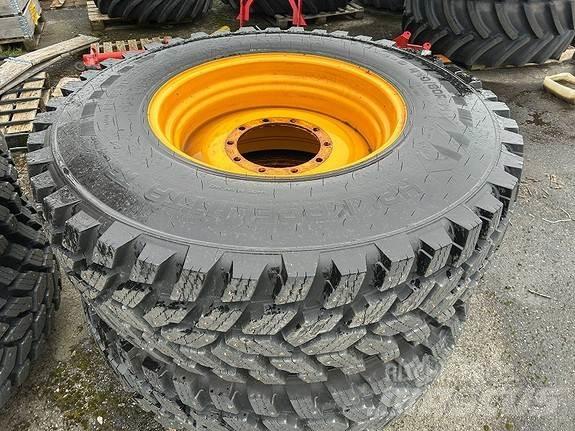 JCB FASTRAC 4220 Traktory