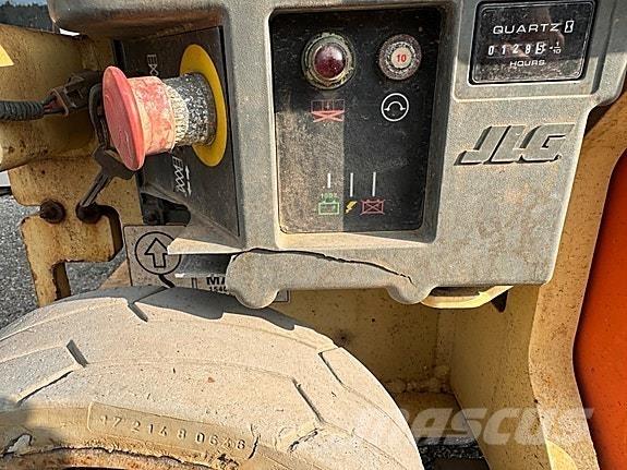 JLG 1930ES 61749 Další zvedače a plošiny