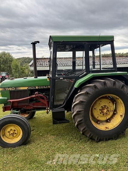John Deere 1140 Traktory